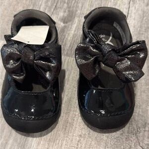 Stride Rite Black Patent Bow Dress Shoes